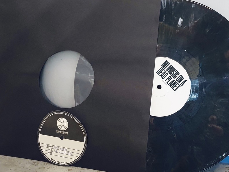 英国唱片商发布首张生物塑料“黑胶”唱片-有解塑料观察
