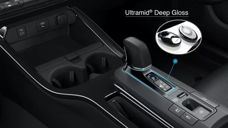 巴斯夫和丰田联合推出采用 Ultramid® Deep Gloss 的汽车内饰件-有解塑料观察