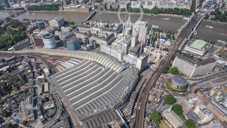 伦敦滑铁卢车站屋顶翻新，采用轻量聚碳酸酯材料-有解塑料观察